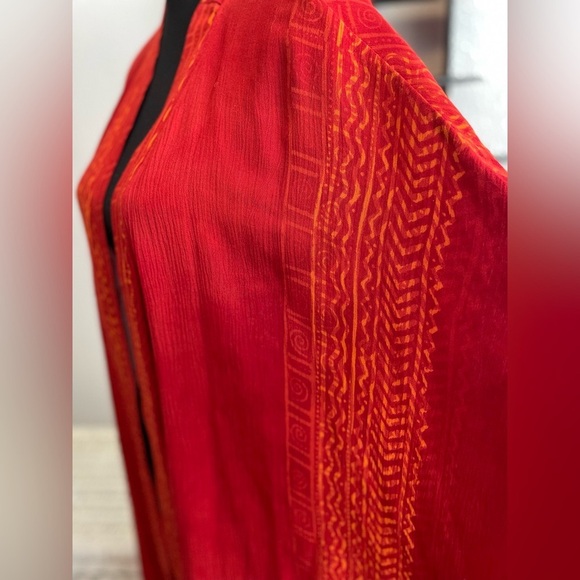 Fashions By Claudette kimono in a burnt orange/red with Aztec style pattern L-3X - Picture 3 of 7